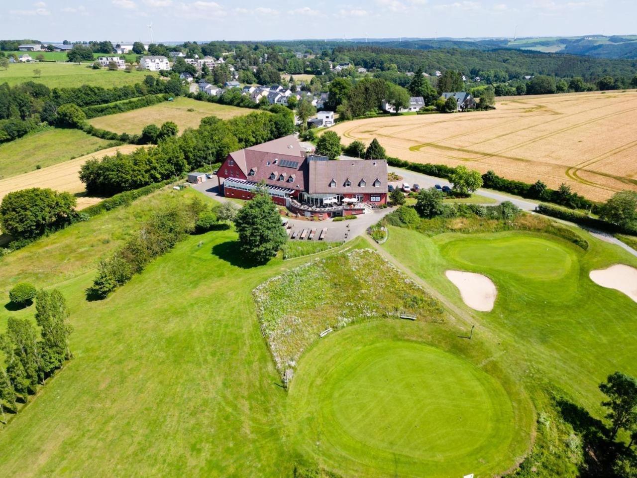 L'hotel Et Restaurant Du Golf De Clervaux 4*